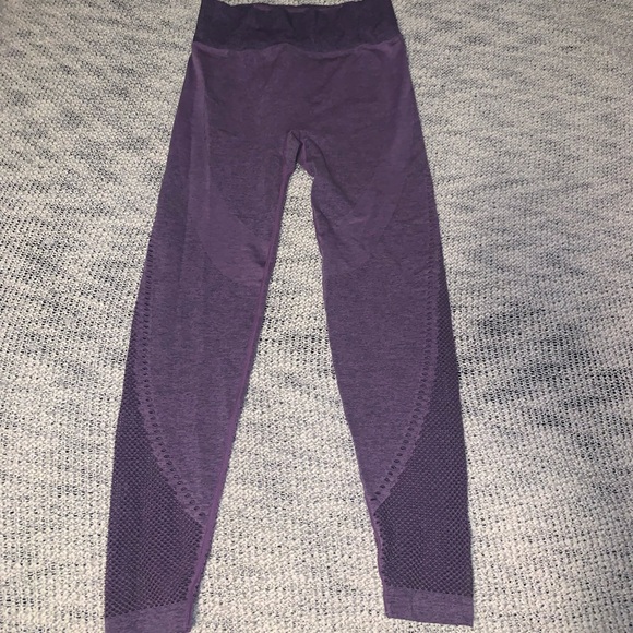 7 PAIR BUNDLE PINK VICTORIA’S SECRET SEAMLESS LEGGINGS IN VARIOUS COLORS -MEDIUM - Picture 2 of 15